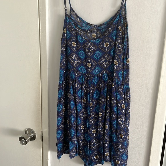 Blue patterned Roxy short Romper - Picture 2 of 4